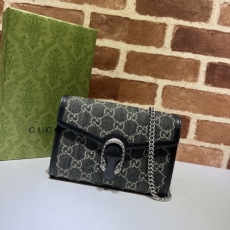 Gucci Wallets & Purse